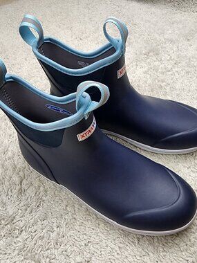 Women's Ankle Deck Boot Navy Blue Size 10 Boat Shows Grip Slip Slip on Chelsea